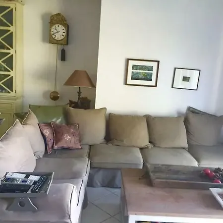 Riviera Park Apartment